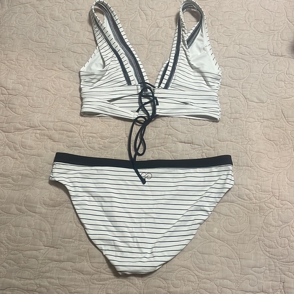 Calia by Carrie White/Black 1 piece, SZ S, like NEW tags were remove for comfort - Picture 2 of 5